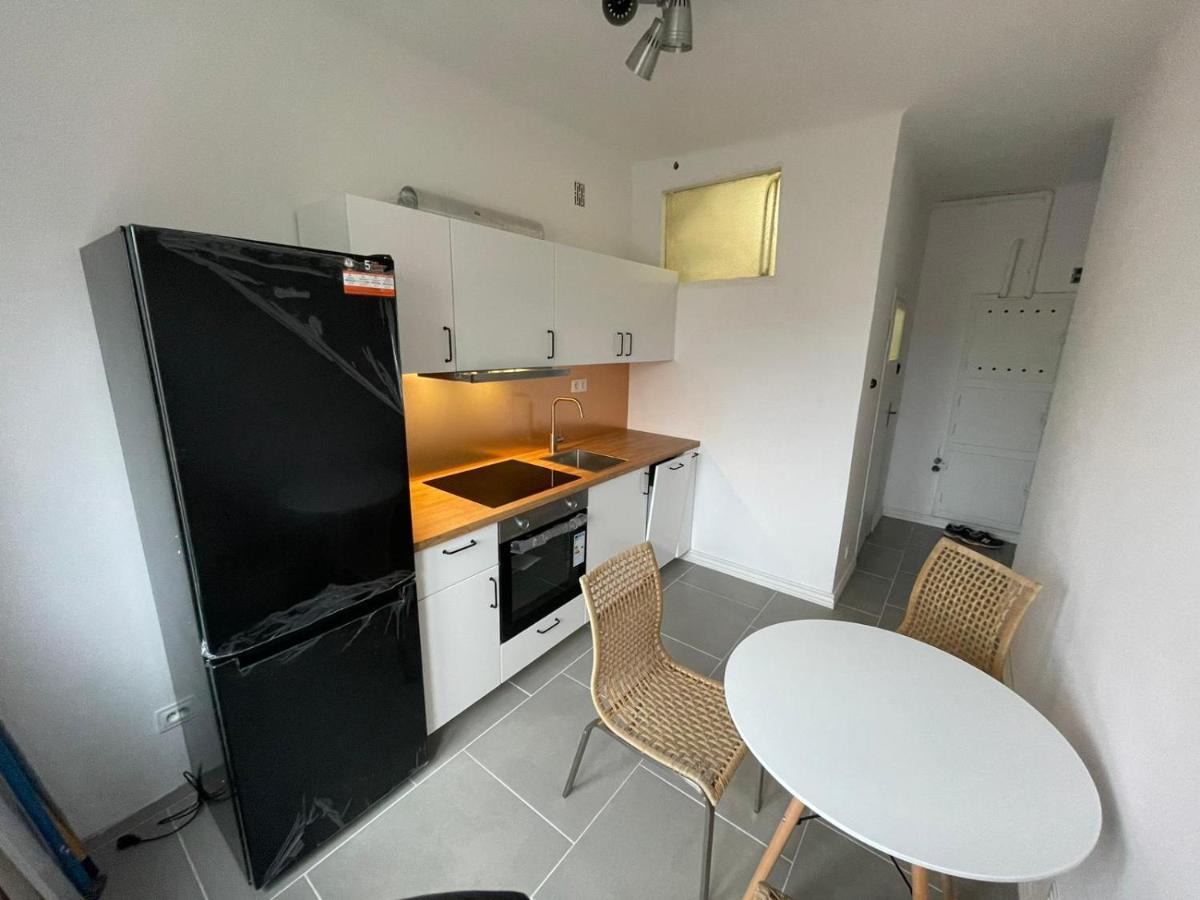 키엘체 Apartament Piesza 아파트 외부 사진